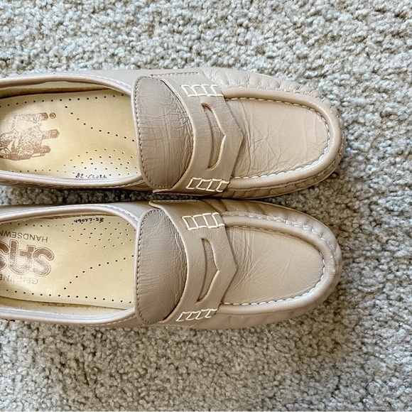 SAS Classic Timeless Loafer Slip-On Mocha Beige Leather Size 5 Medium Women’s - Picture 6 of 11